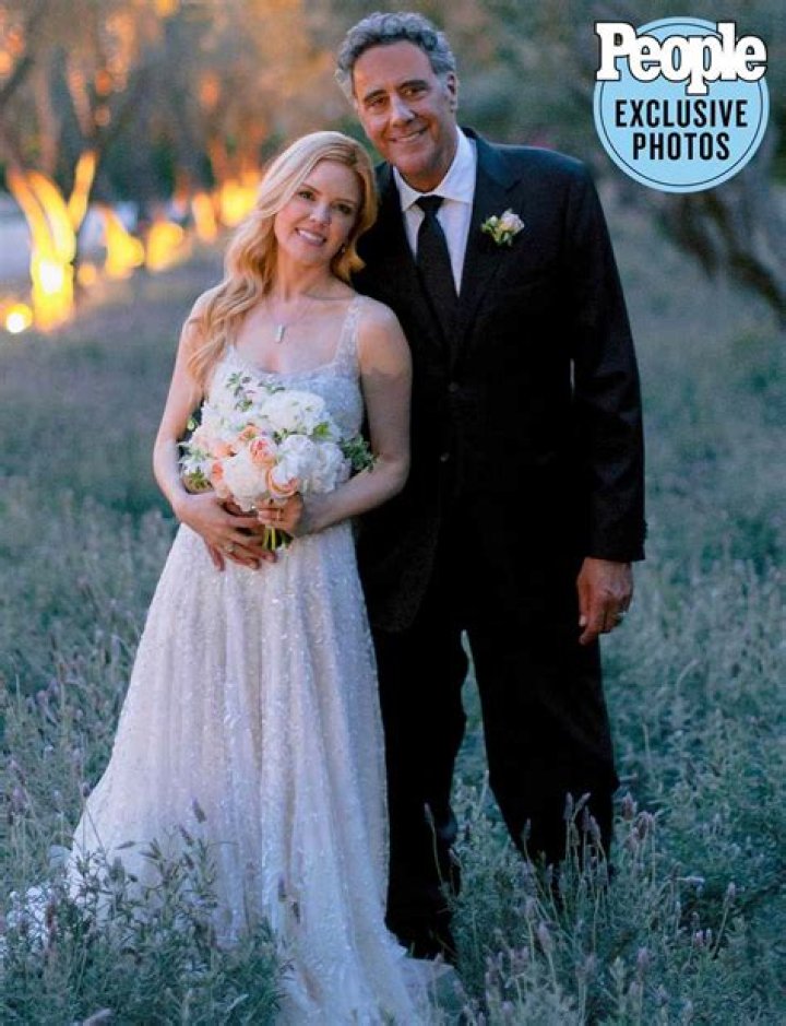 Brad Garrett Wife - How To Discuss