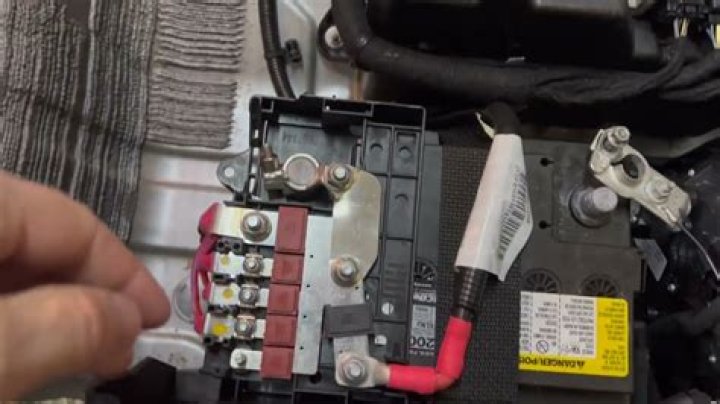 Chevy Volt 12v Battery Replacement