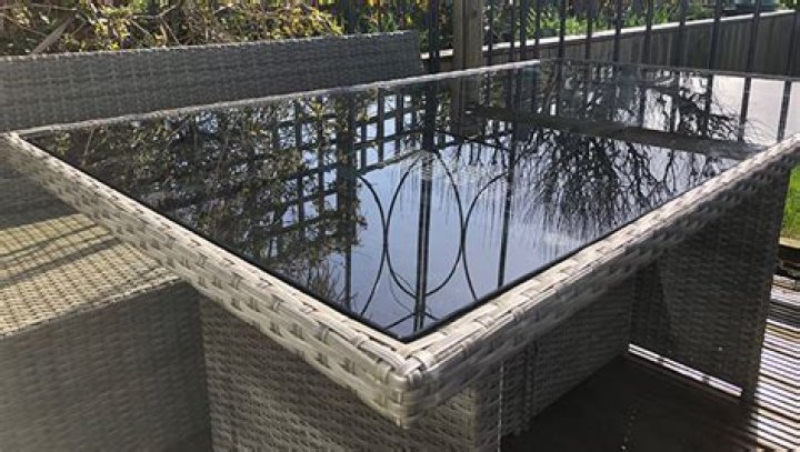 Replacement glass for patio table