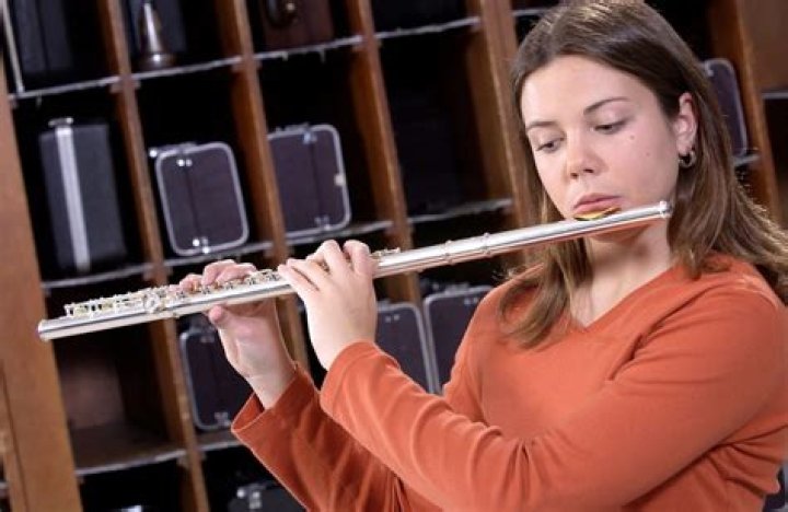 The Flute Lady - How To Discuss